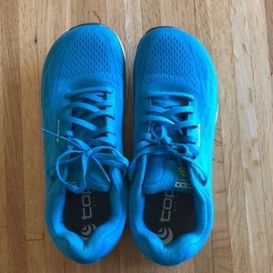 Topo Athletic Fli-lyte 3 size 9